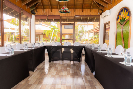 salon tropical